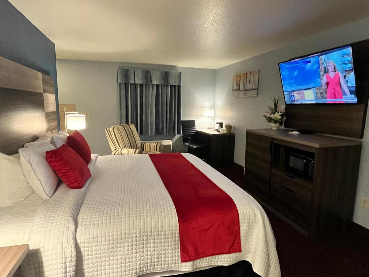 Garnett Hotel & Rv Park ภายนอก รูปภาพ